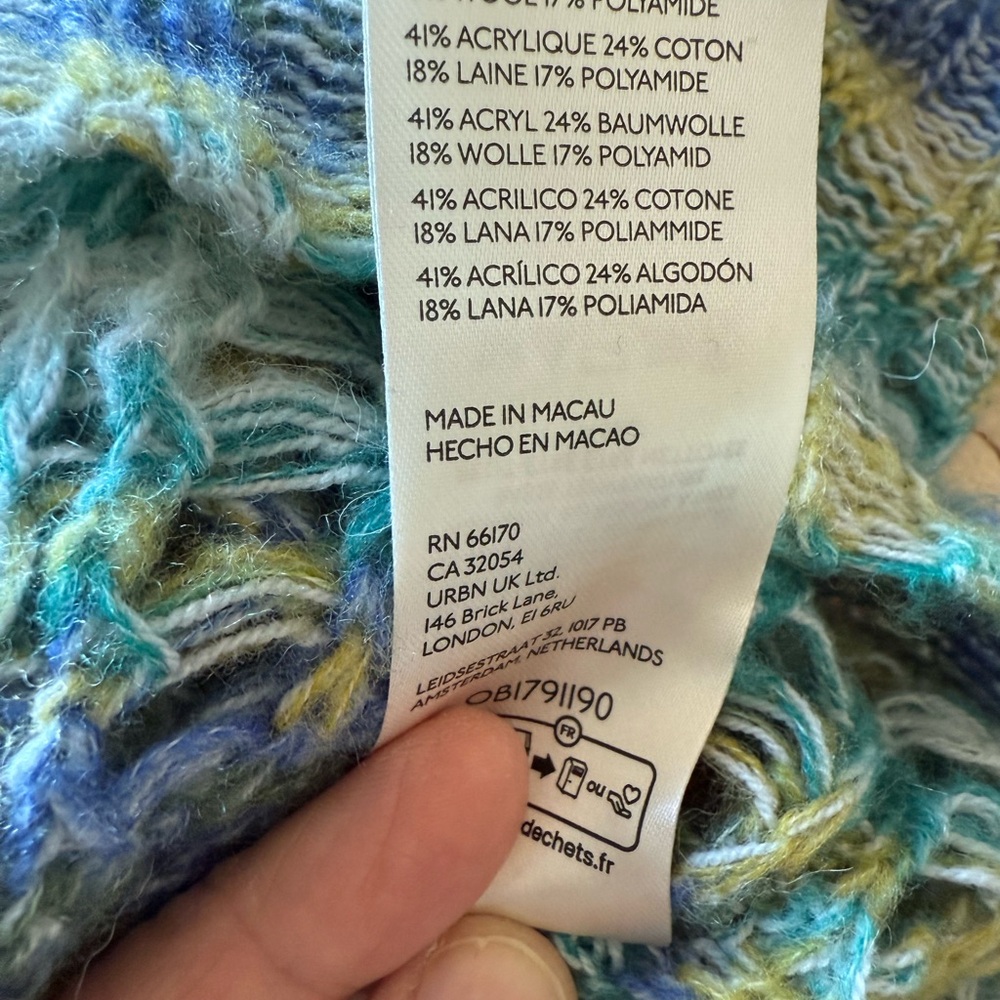 Colorful Knit Women's Sweater - Picture 5 of 7